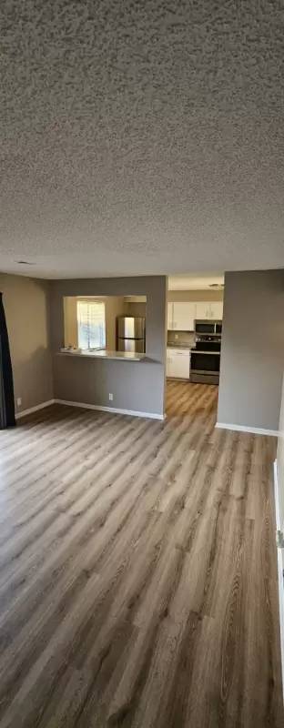 Main picture of 3617 Baldwin Ave