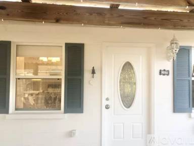 Main picture of 522 66th Ave W