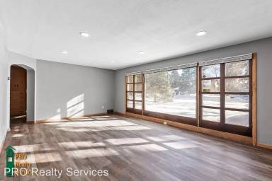 Main picture of 1251 Norton Ave NE