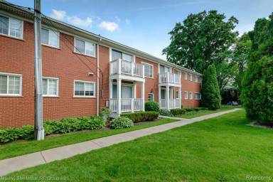 Main picture of 487 N Eton St
