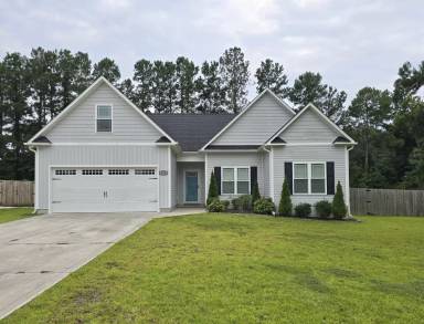 Main picture of 205 Buckeye Ct N