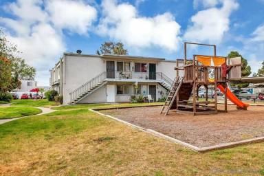 Main picture of 3516 Del Sol Blvd