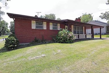 Main picture of 1301 Bertling St