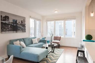 Main picture of 324 LARKIN Apartments