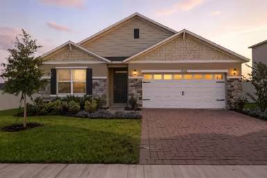 Main picture of 33504 Copper Hill Way