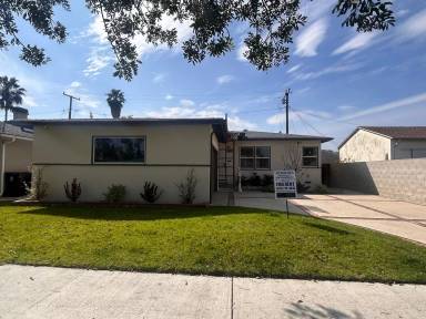 Main picture of 13215 Hindry Ave
