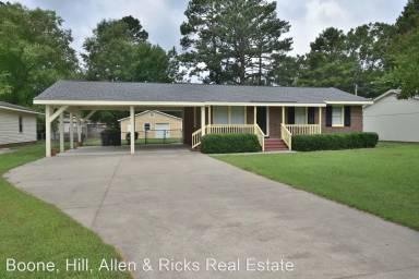 Main picture of 152 Tyson Ave