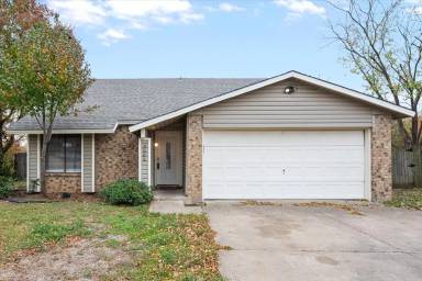 Main picture of 3505 Rush Springs Dr