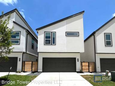 Main picture of 377 N Centro Cir