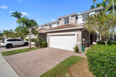 Main picture of 3179 Antica St