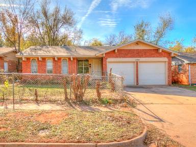 Main picture of 3204 Parker Dr