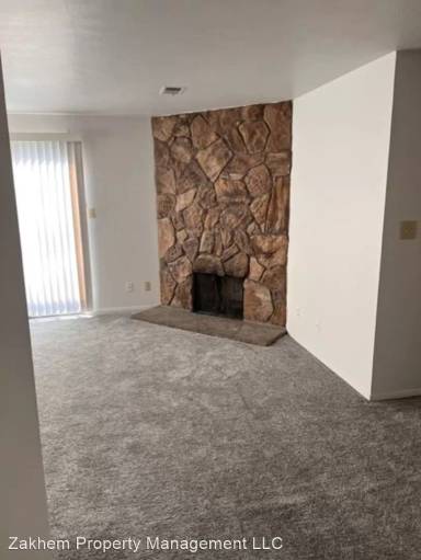 Main picture of 1329 S Chambers Cir