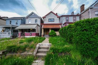 Main picture of 114 E 16th Ave