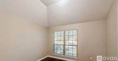 Main picture of 612 S Heights Dr