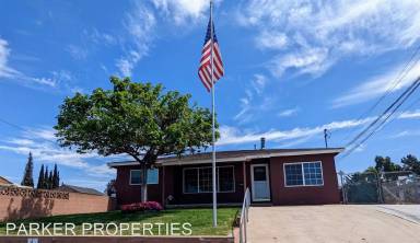 Main picture of 2233 Prospect St