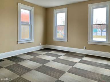 Main picture of 913 S 9th St