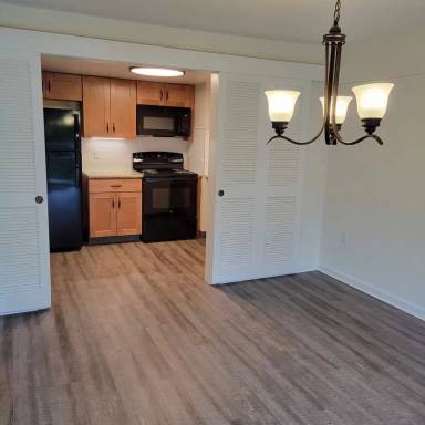 Main picture of 1115 Marietta Ave
