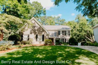 Main picture of 1392 Cedar Post Ct