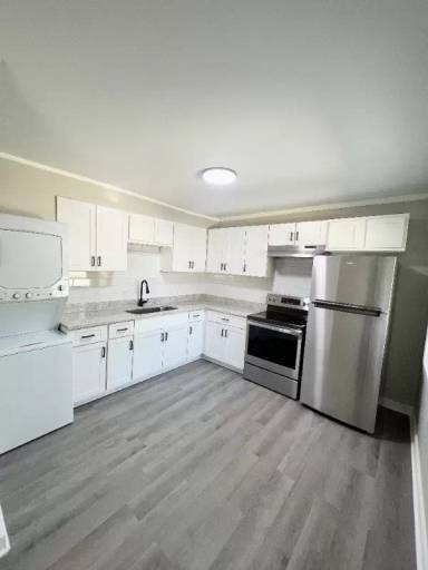 Main picture of 727 E Lenoir St