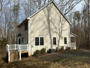 Main picture of 223 E Lockett Creek Rd