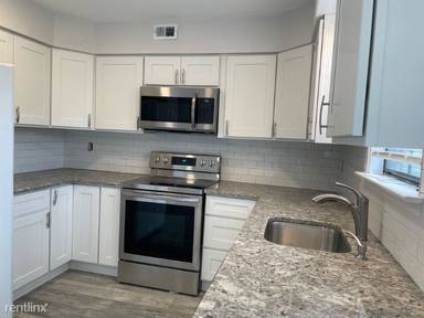 Main picture of 9 Walton Ct