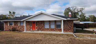 Main picture of 2500 Westover Dr