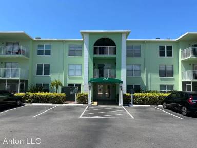Main picture of 464 N Paula Dr