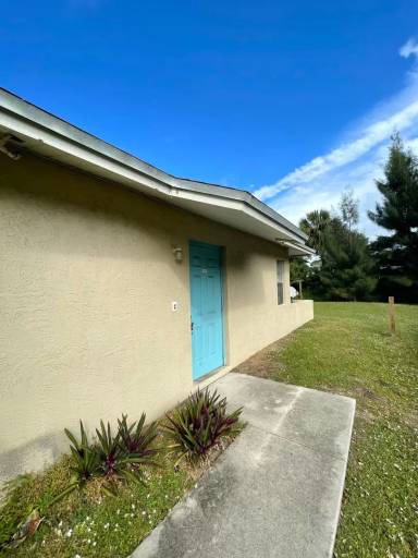Main picture of 308 S 14th St