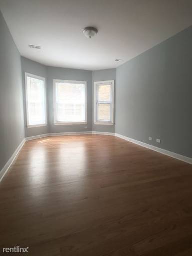 Main picture of 1646 W Pratt Blvd