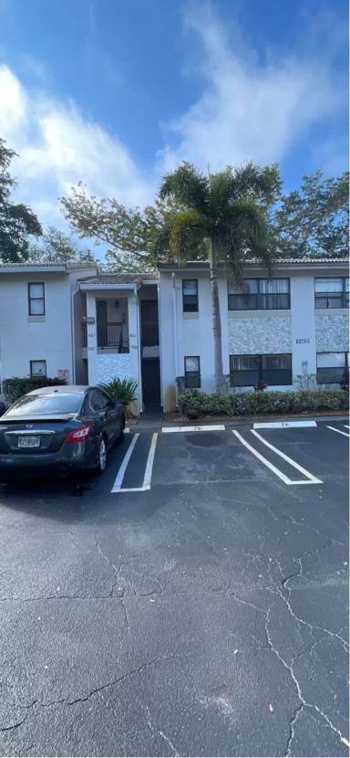 Main picture of 11620 NW 26th Ct