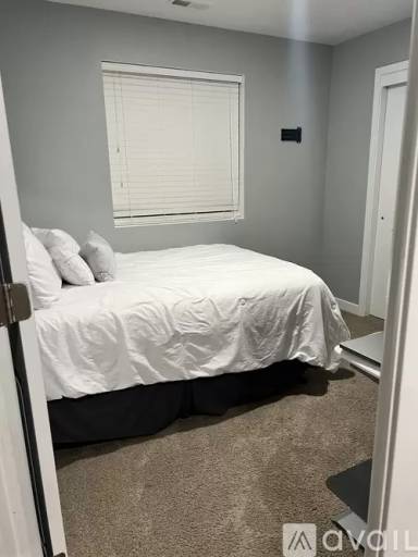 Main picture of 3523 S Bridgeview Ln