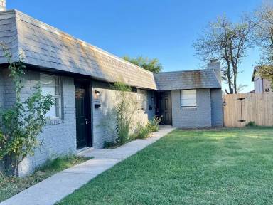 Main picture of 916 Delmar Cir