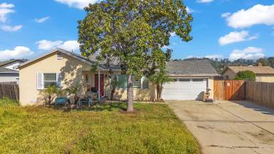 Main picture of 1437 Arroyo Ave