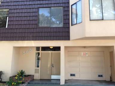 Main picture of 585 Monterey Blvd