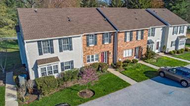 Main picture of 3004 Bridlewood Dr