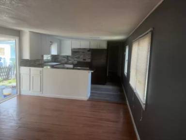 Main picture of 45 Brenda Ln