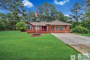 Main picture of 95 Seabrook Ln