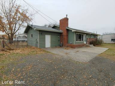 Main picture of 502 SW Birch Pl