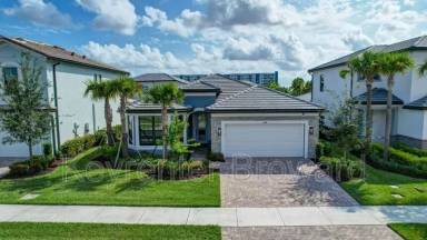 Main picture of 2644 Primrose Pl
