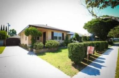 Main picture of 7616 Dunfield Ave