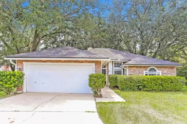 Main picture of 3250 Guernsey Ct