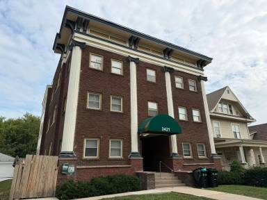 Main picture of 3421 Wyandotte St