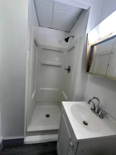 Main picture of 1850 Glendale Rd