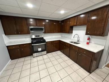 Main picture of 67 Boutwell St