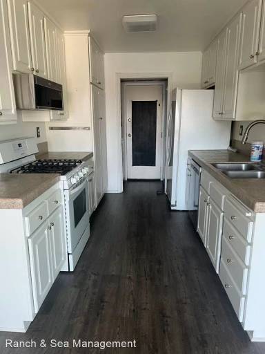 Main picture of 4228 Vista del Rio Way
