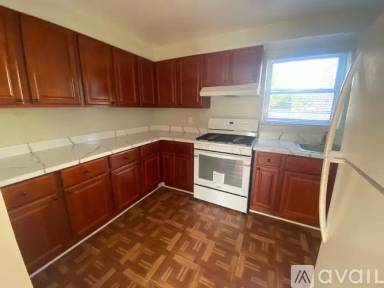 Main picture of 308 Terrace Ave