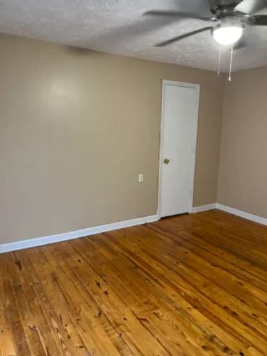Main picture of 341 W Main St