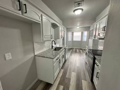 Main picture of 941 Cooper Ln
