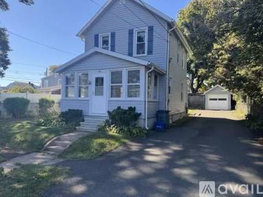 Main picture of 60 Henry St