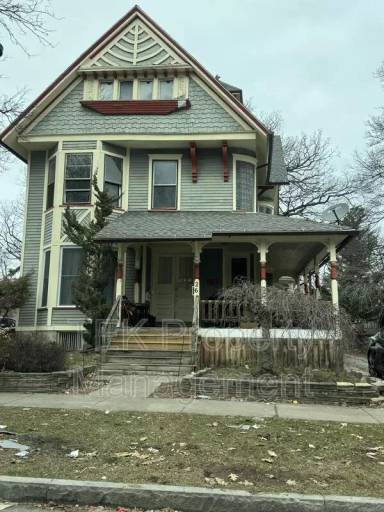 Main picture of 26 Augustine St